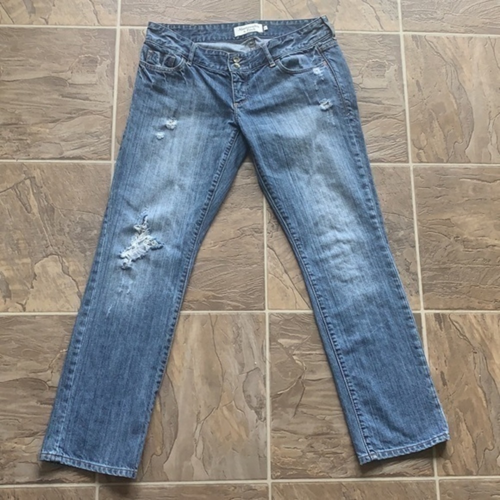 Abercrombie & Fitch Distressed Low Rise Jeans Size 4